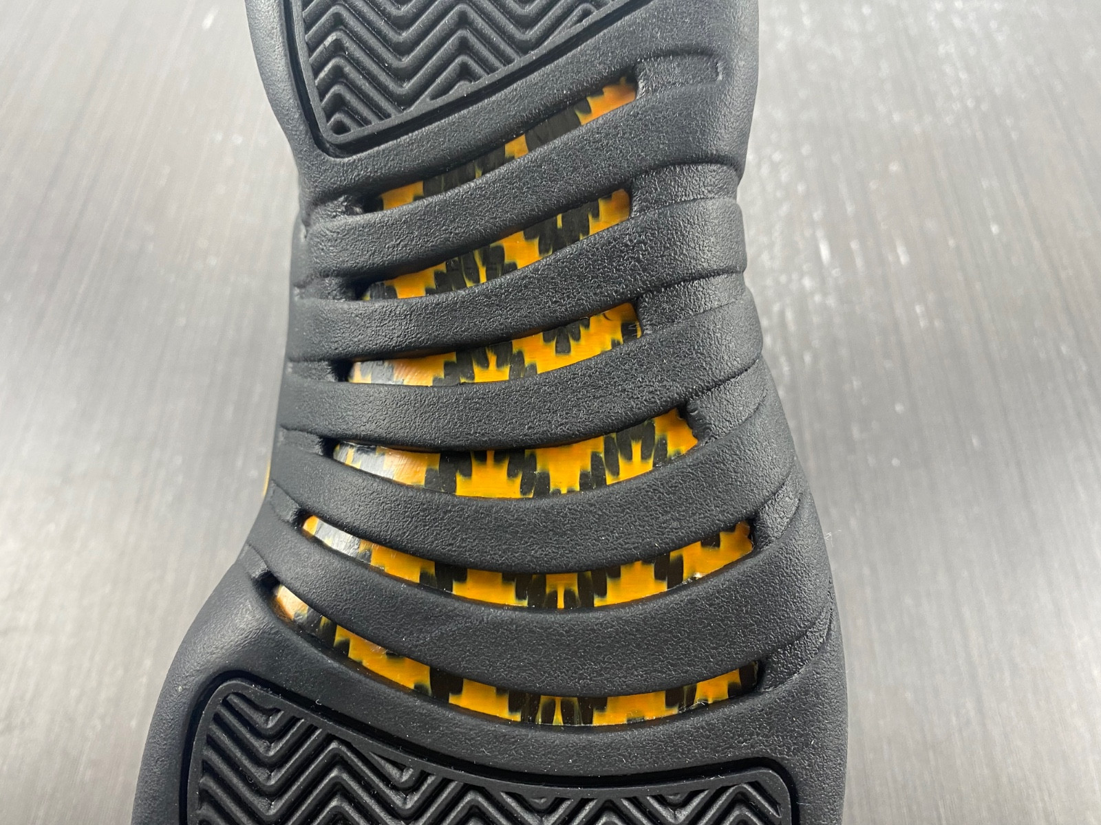 air jordan 12 “black taxi” ct8013-071
