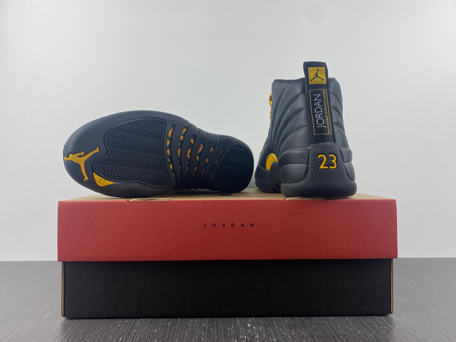 air jordan 12 “black taxi” ct8013-071