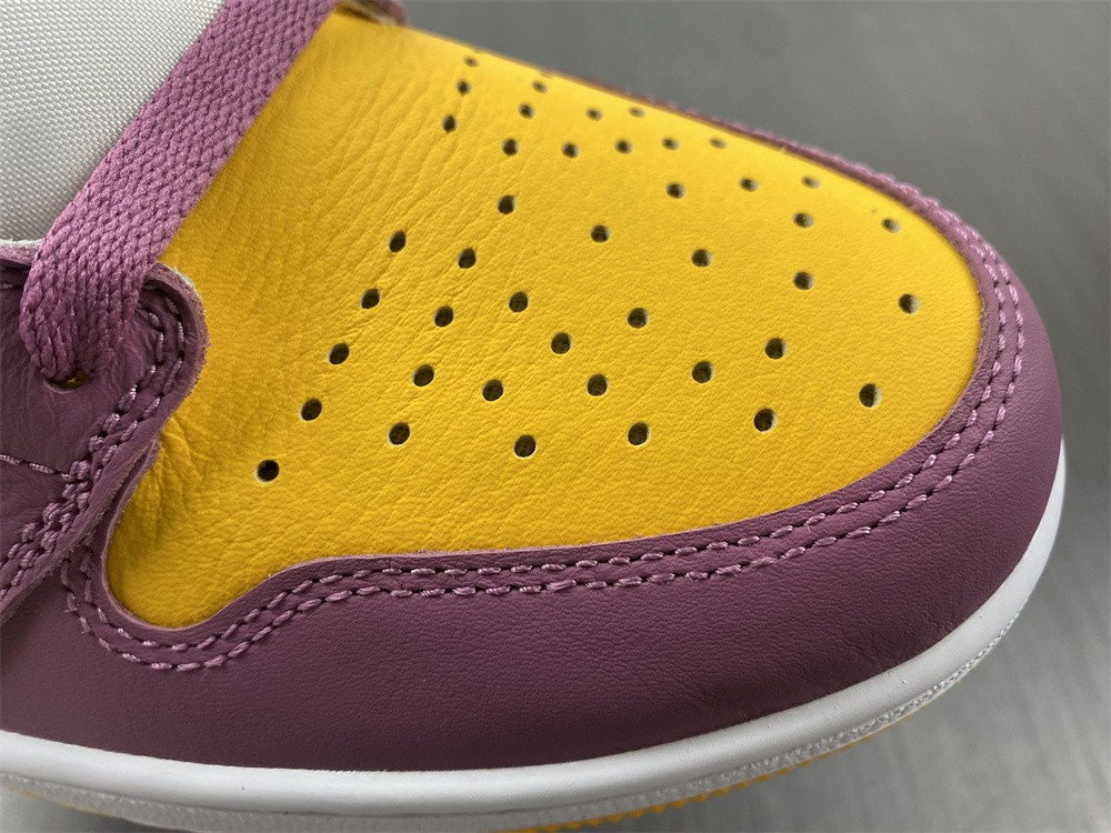 air jordan 1 high og “brotherhood” 555088-706