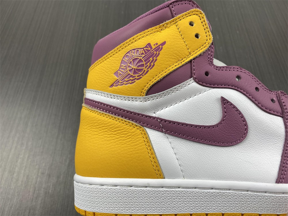 air jordan 1 high og “brotherhood” 555088-706