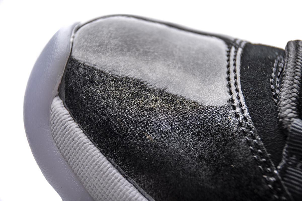 jordan 11 retro low barons 528895-010