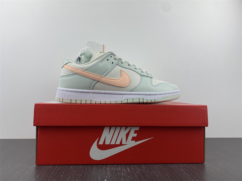 nike dunk low barely green (w) - dd1503-104