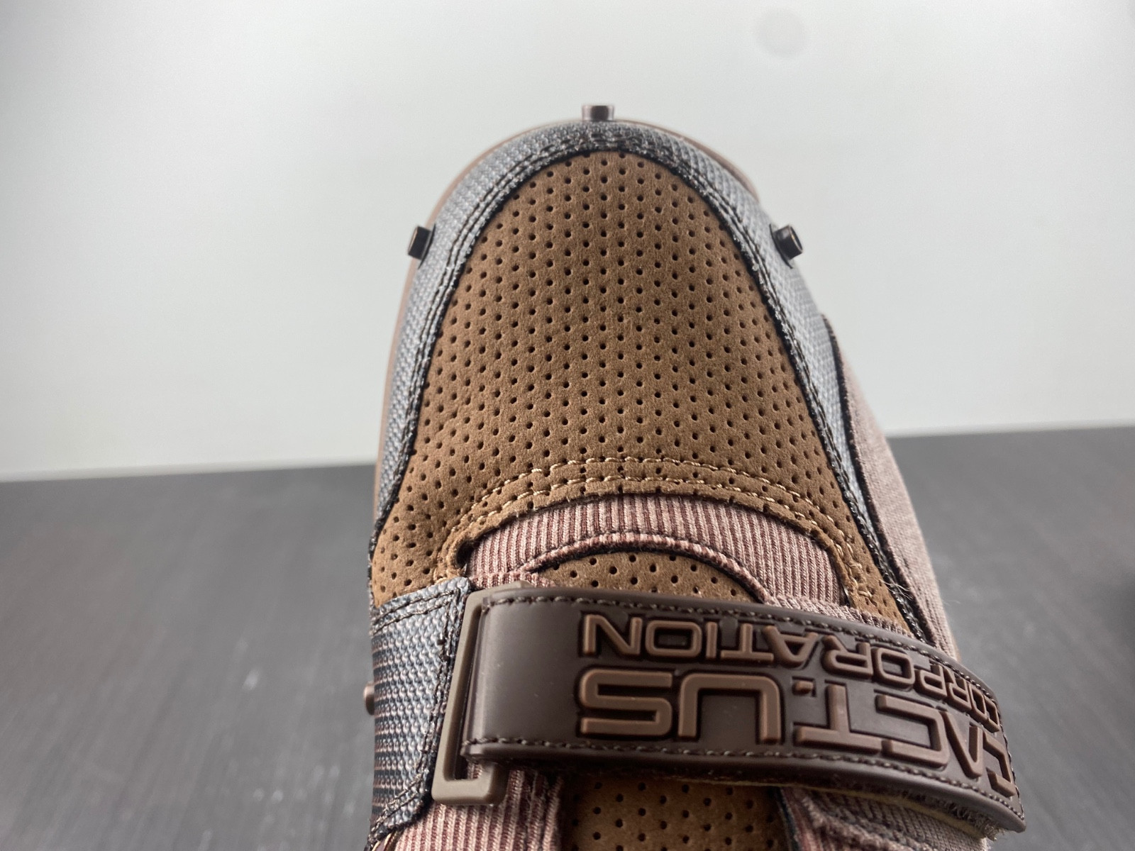 nike air trainer 1 sp travis scott wheat dr7515-200