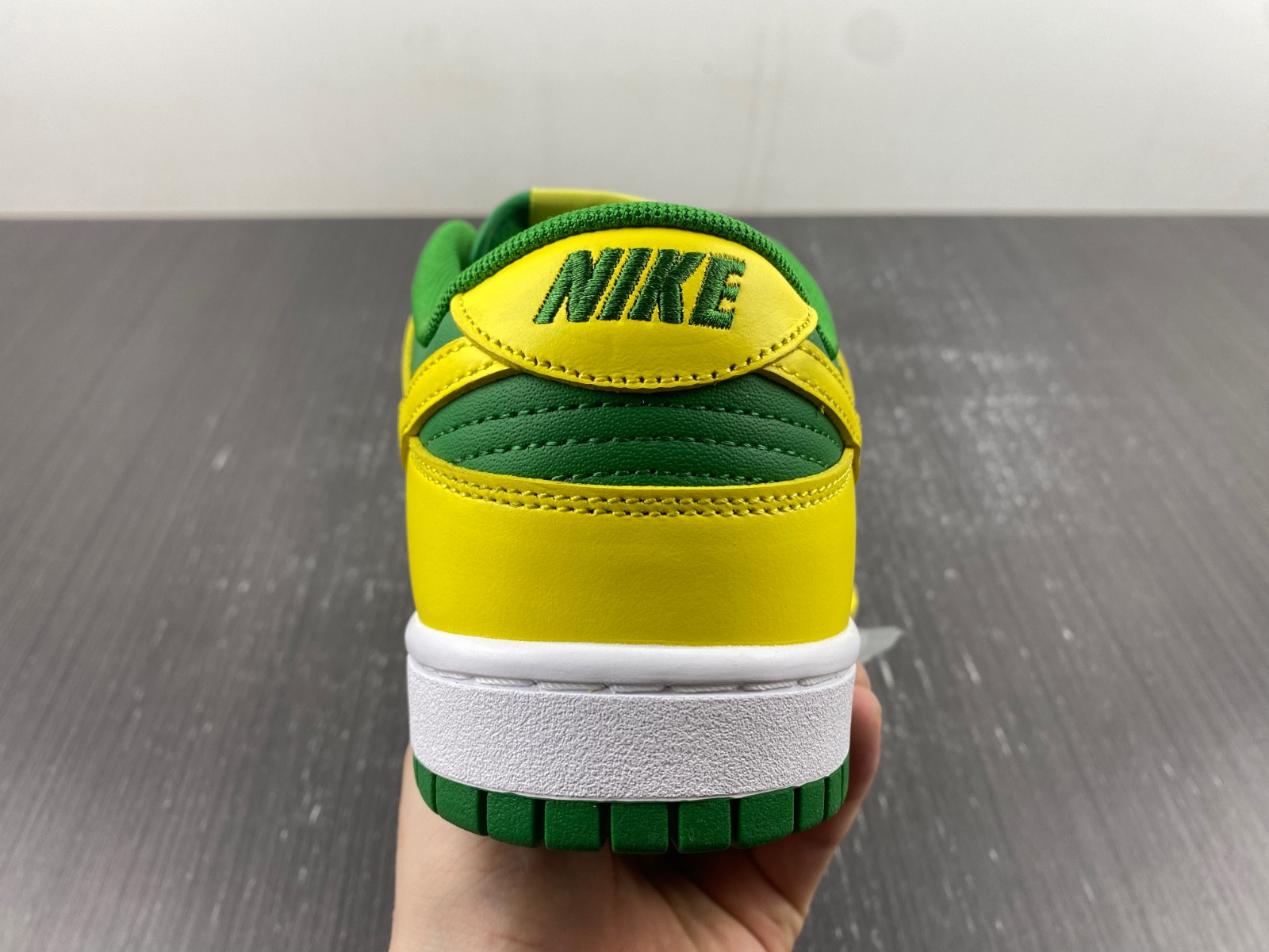 nike dunk low reverse brazil - dv0833-300