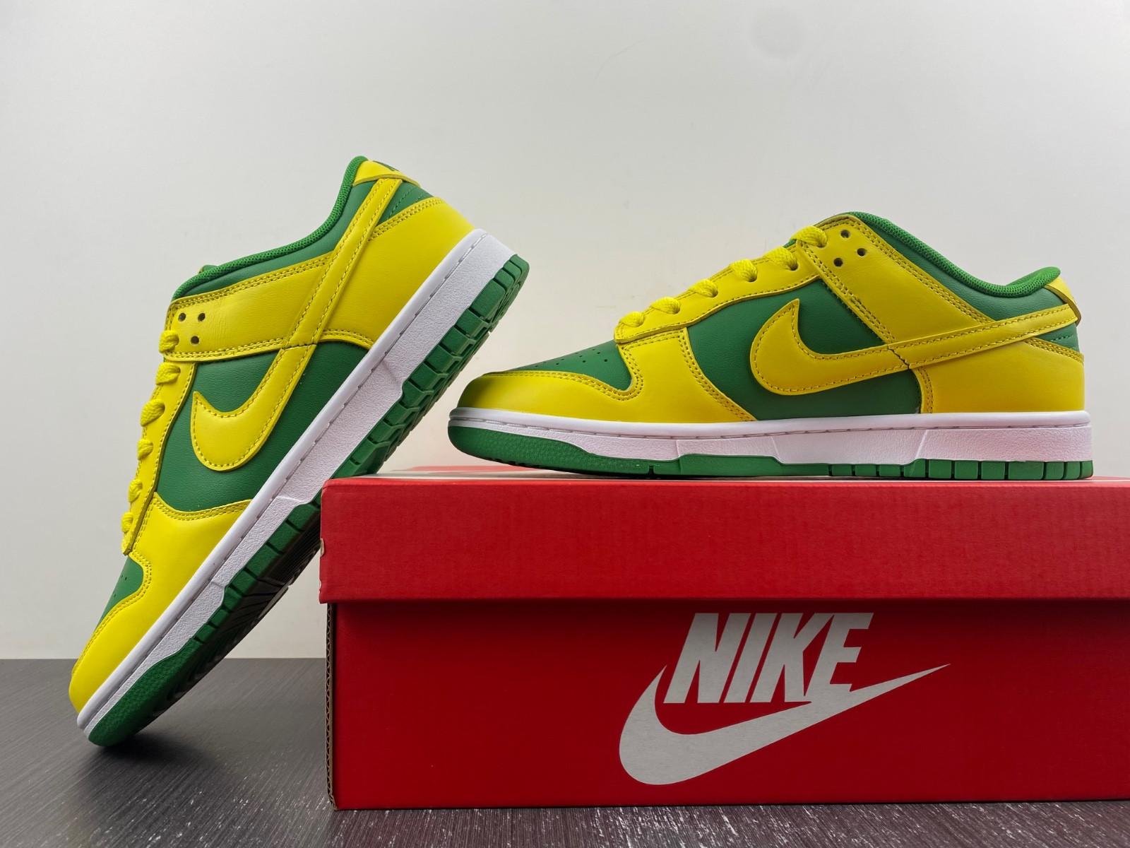 nike dunk low reverse brazil - dv0833-300