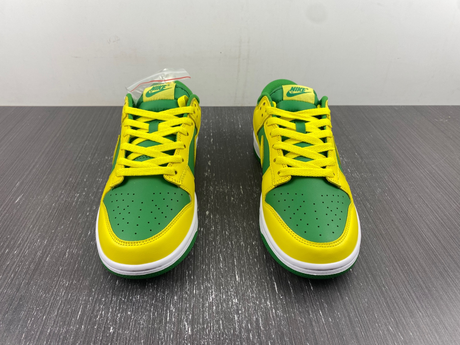 nike dunk low reverse brazil - dv0833-300