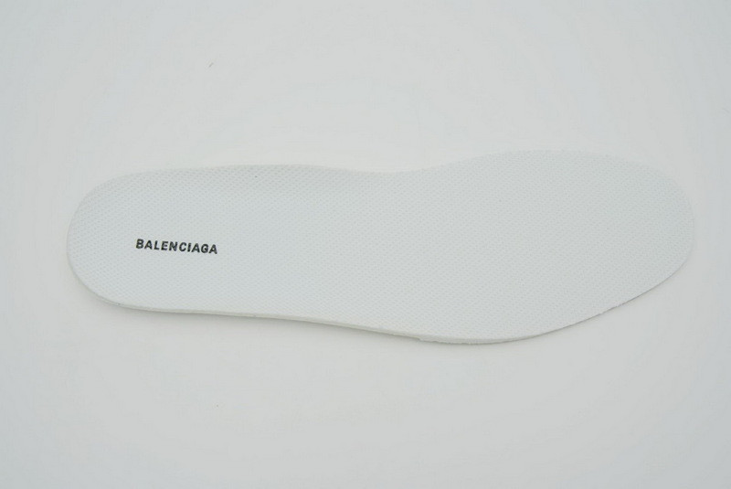 Ba*len*cia*ga triple s