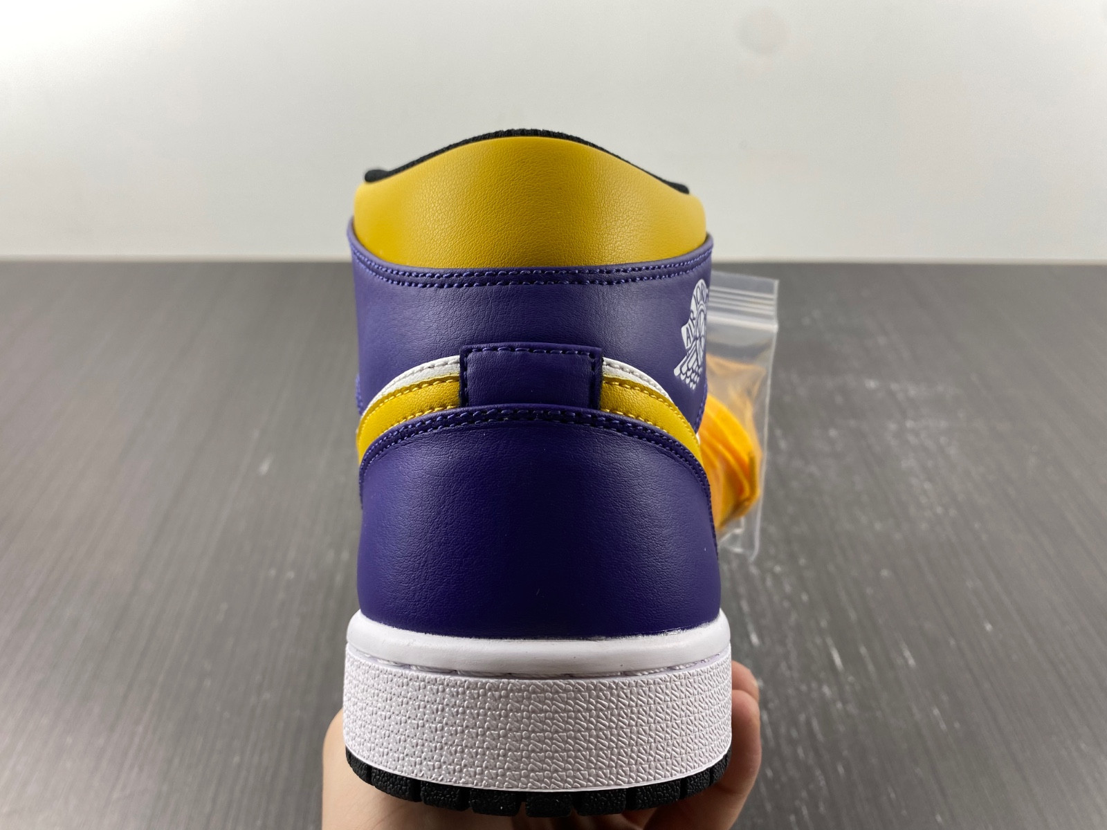 jordan 1 mid lakers (2022) - dq8426-517