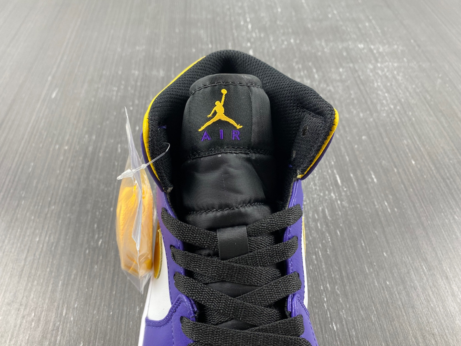jordan 1 mid lakers (2022) - dq8426-517
