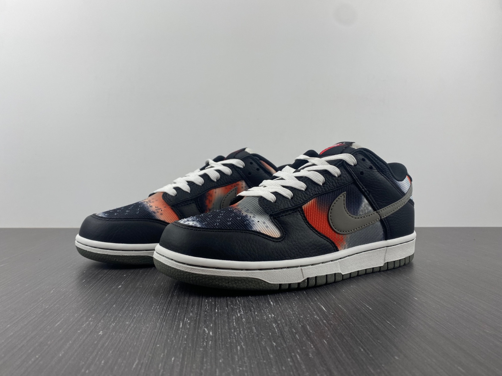 nike dunk low graffiti black red - dm0108-001