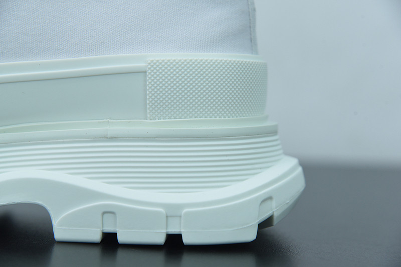 alex mcq tread slick boot in white