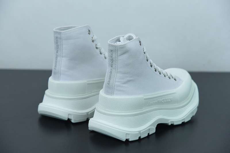alex mcq tread slick boot in white