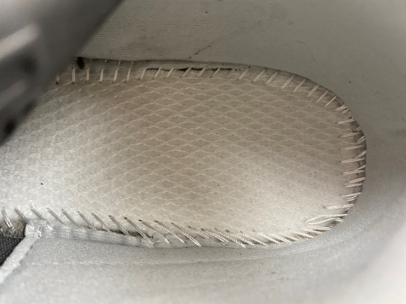 new Ba1an*e 2002r marblehead light aluminum ml2002rc