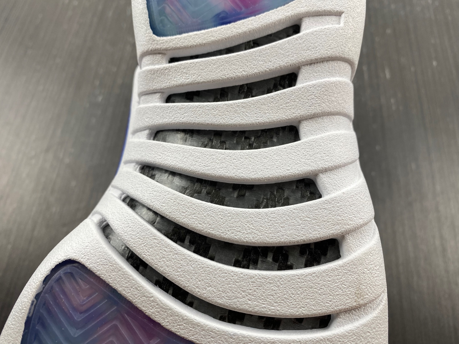 jordan 12 retro hyper royal (w) - ao6068-004