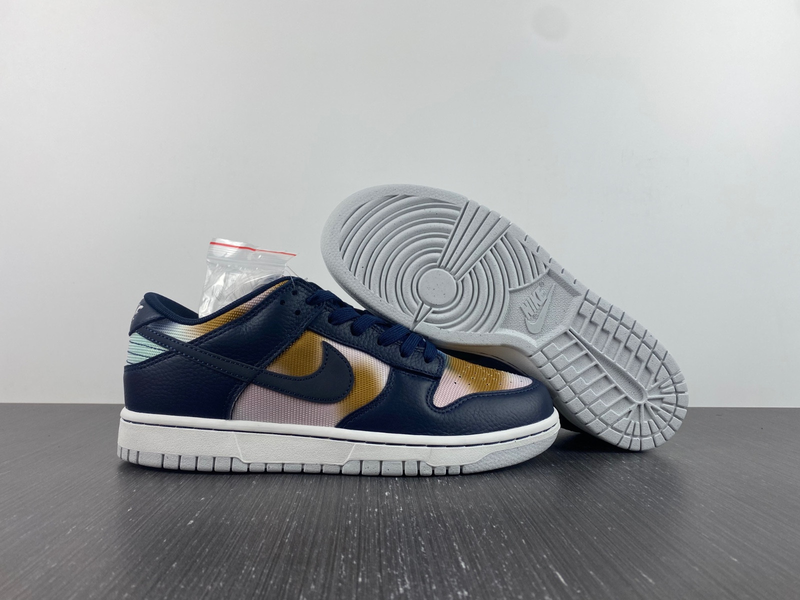 nike dunk low graffiti navy - dm0108-400