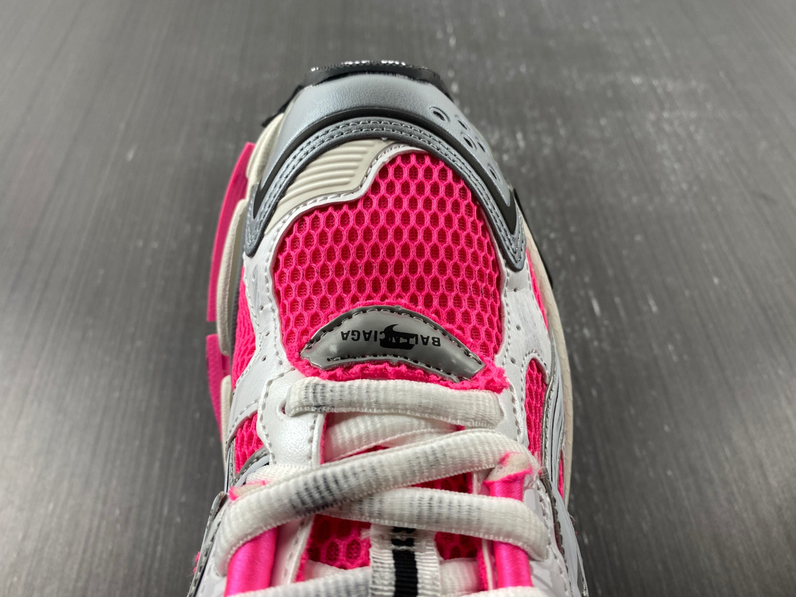 Ba*len*cia*ga runner sneaker