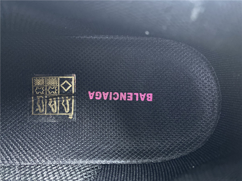 Ba*len*cia*ga triple s