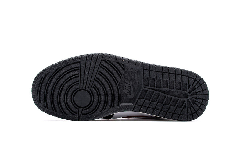 jordan 1 retro high black gym red 555088-061