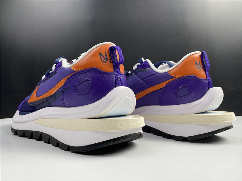 sacai x nike vaporwaffle 3.0 dd1875-500