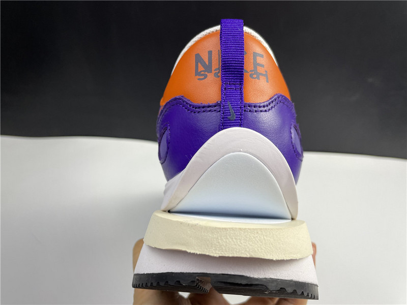 sacai x nike vaporwaffle 3.0 dd1875-500