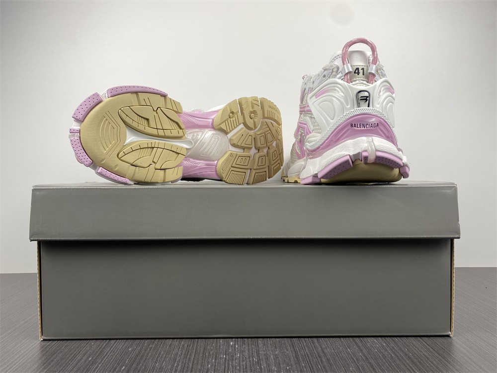 Ba*len*cia*ga runner sneaker 677402w3rb39059