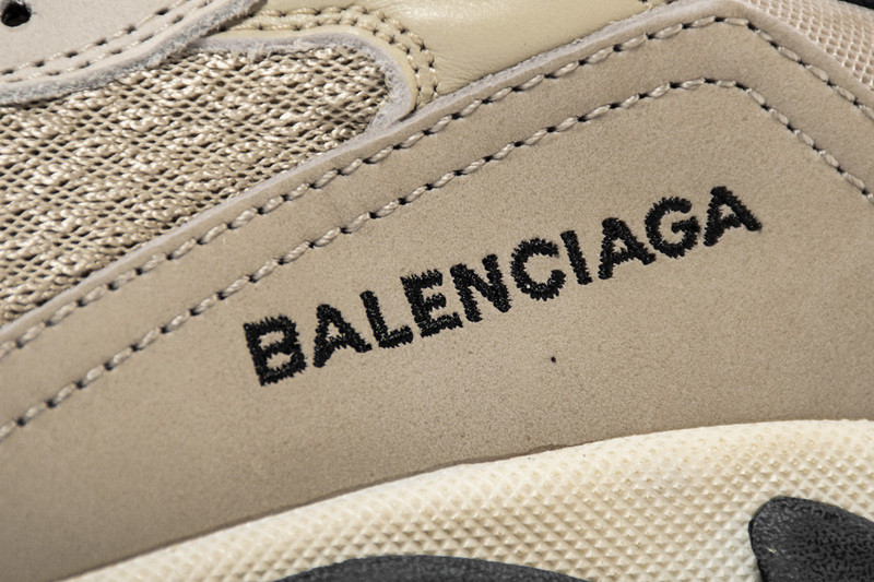 Ba*len*cia*ga triple s trainers vanille