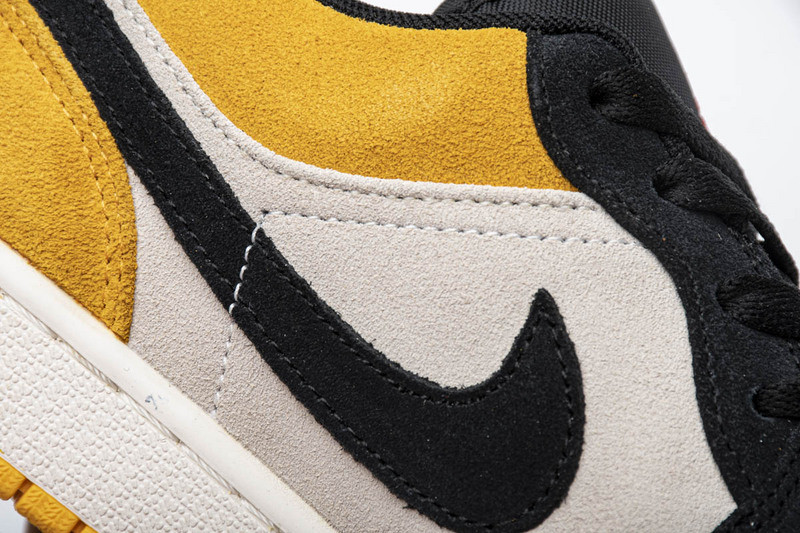 jordan 1 low sail university gold black 553558-127