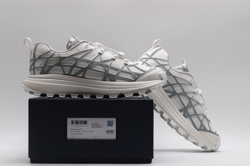 D*or b31 runner sneaker