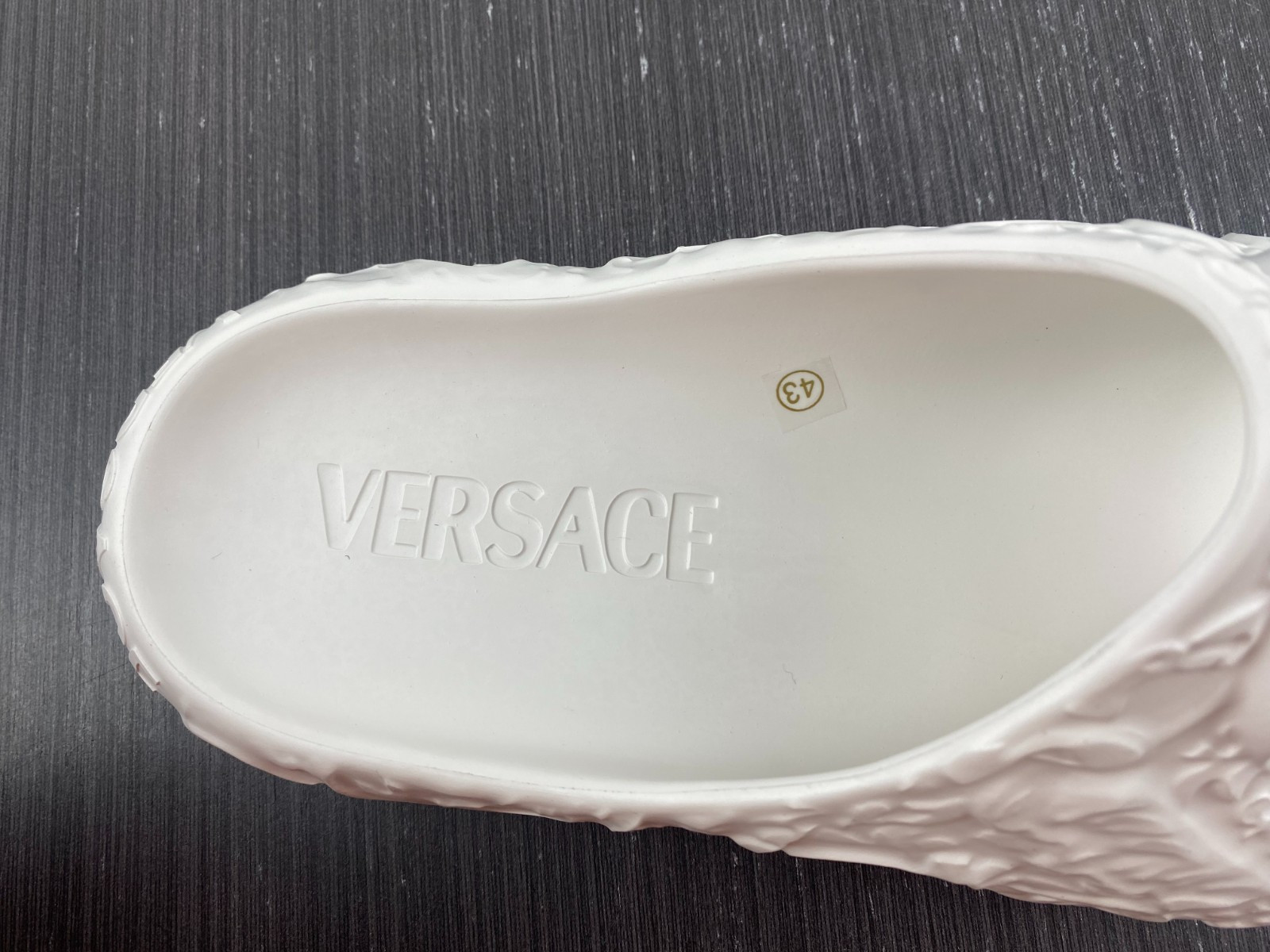 versece slipper