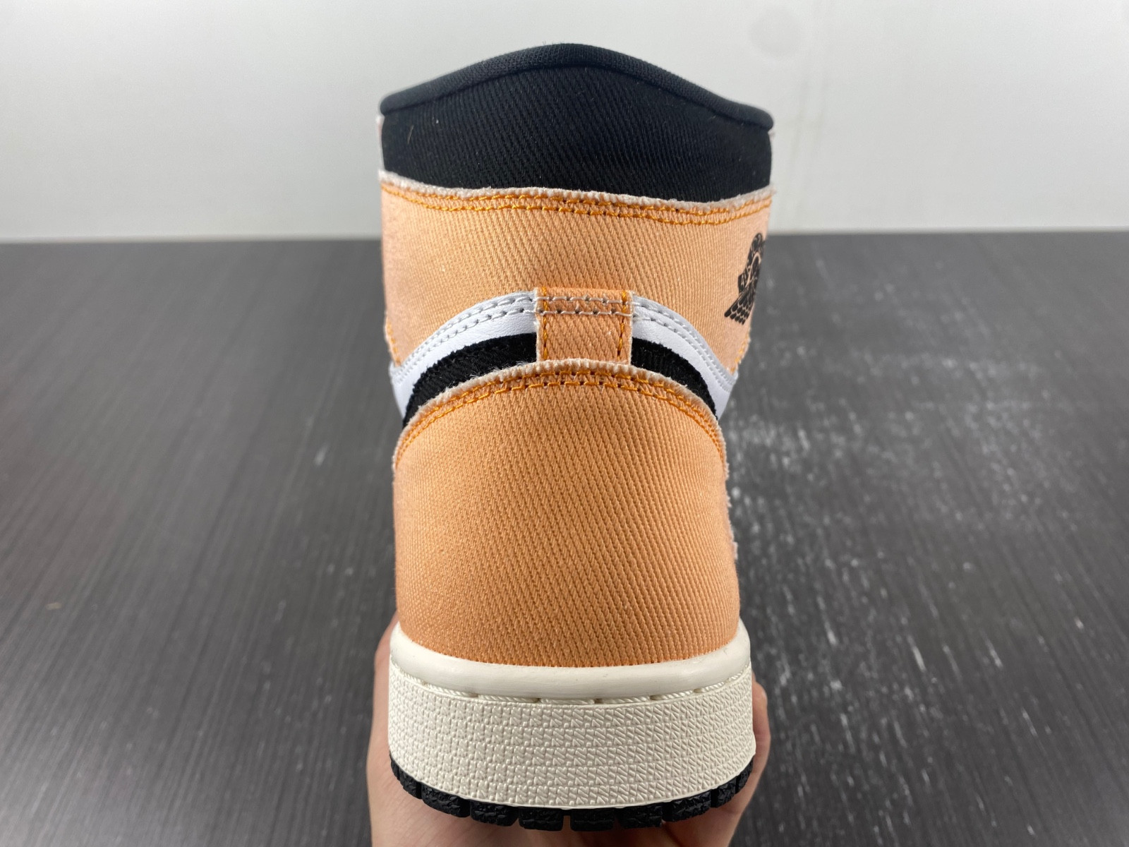 air jordan 1 high og "skyline" dx0054-805