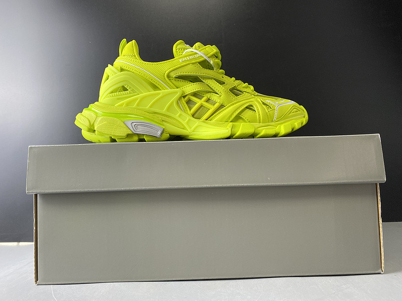 Ba*len*cia*ga track 2