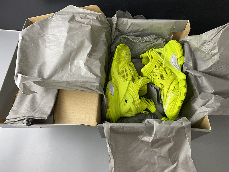 Ba*len*cia*ga track 2