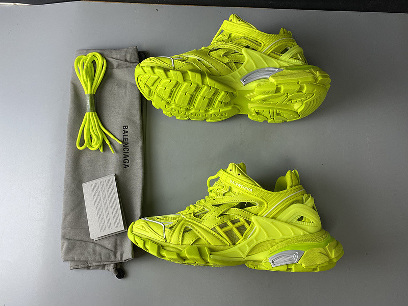 Ba*len*cia*ga track 2