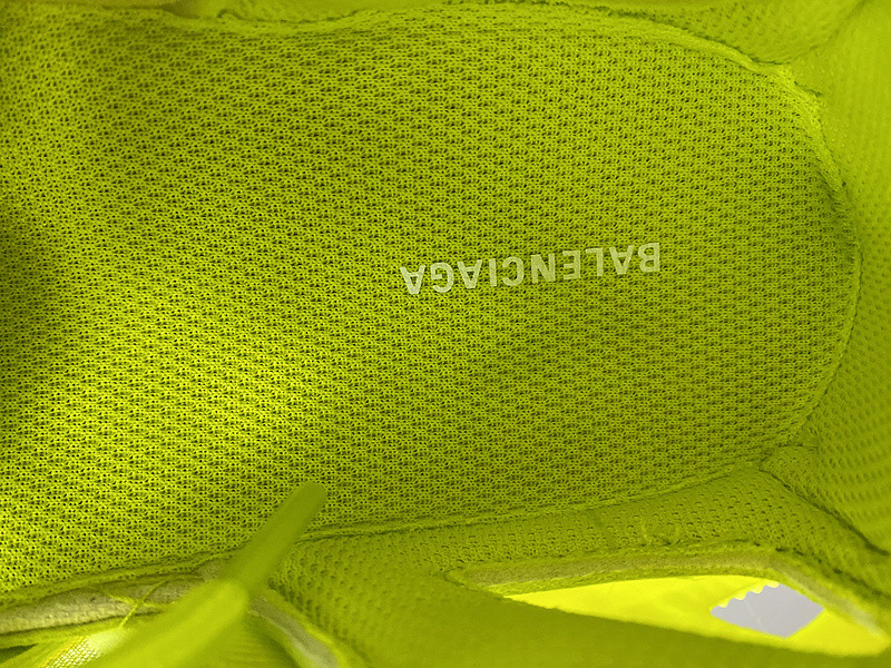 Ba*len*cia*ga track 2