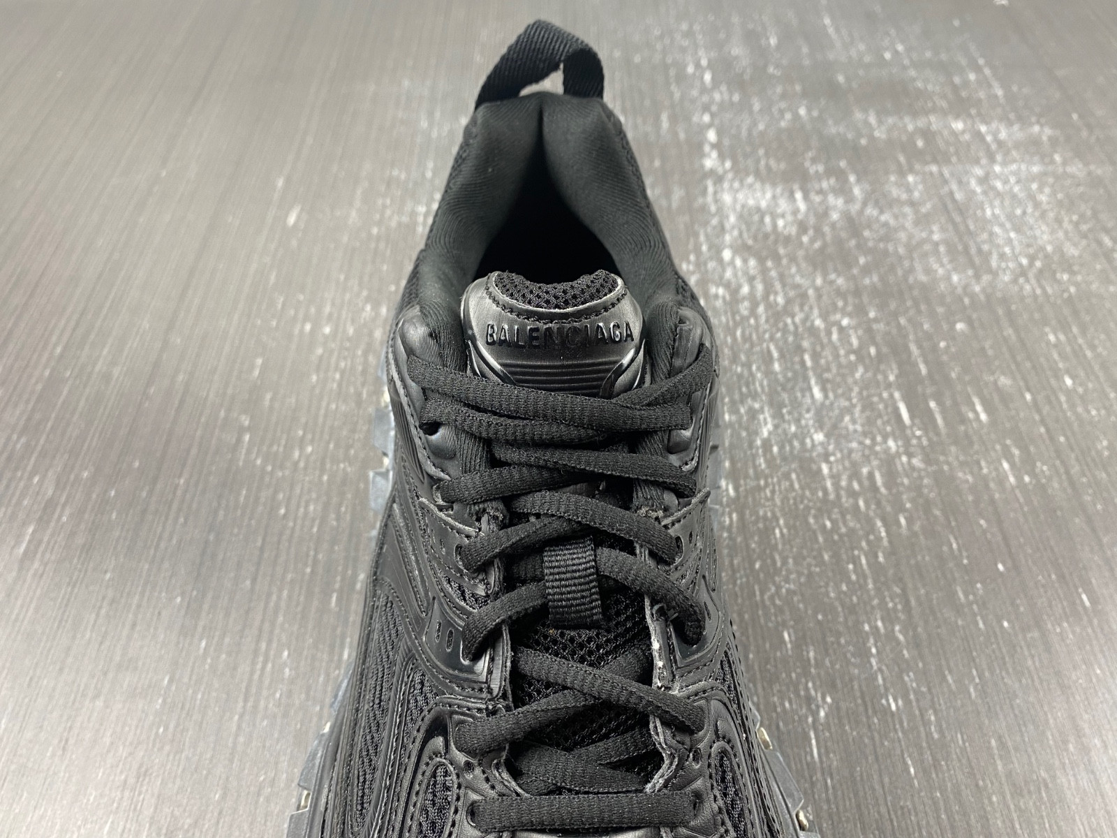 Ba*len*cia*ga defender sneaker