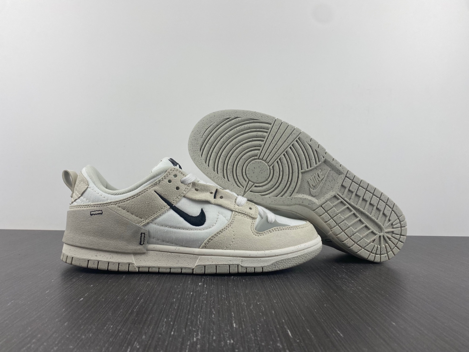 nike dunk low disrupt 2 pale ivory black (w) dh4402-101