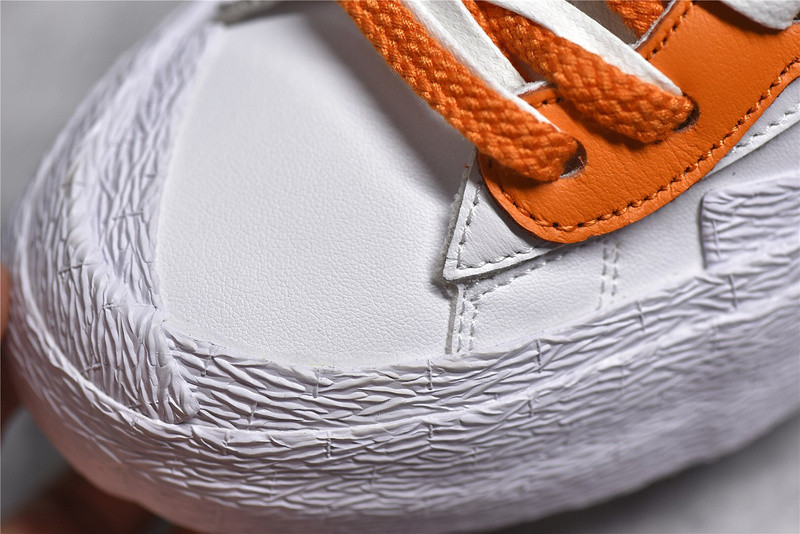 nike blazer low sacai white magma orange - dd1877-100