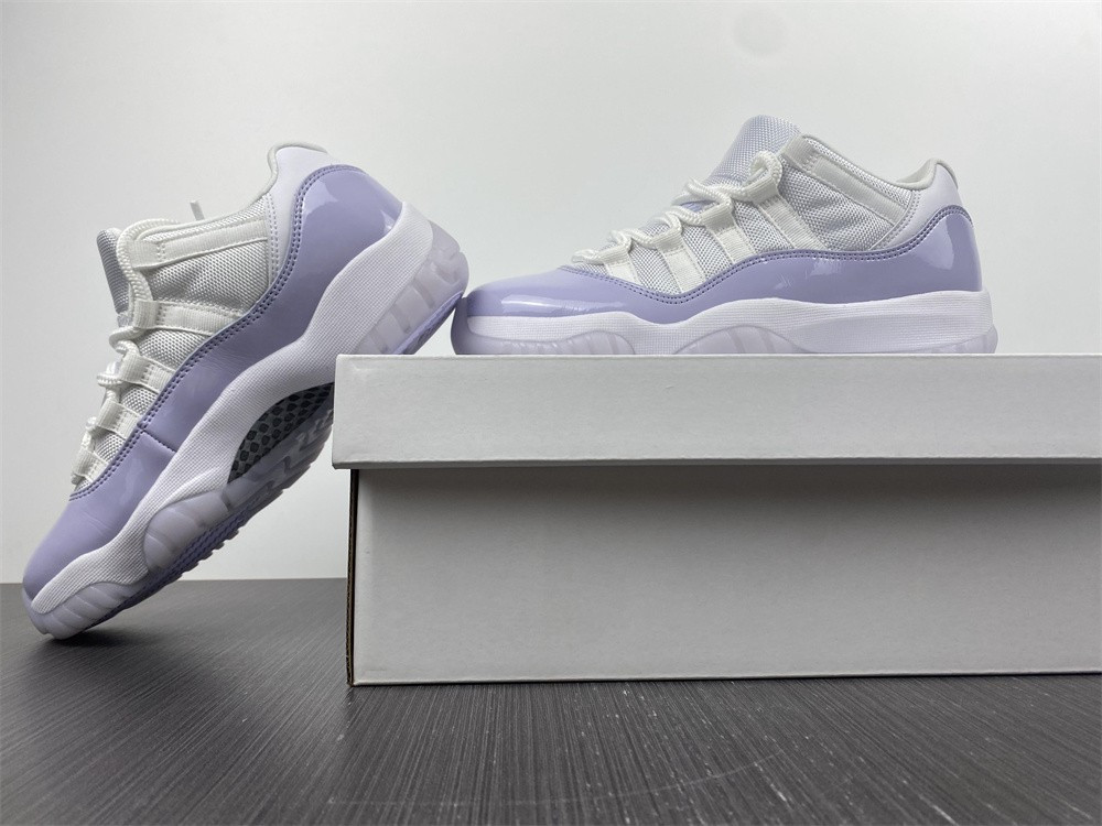 air jordan 11 low “pure violet” ah7860-101