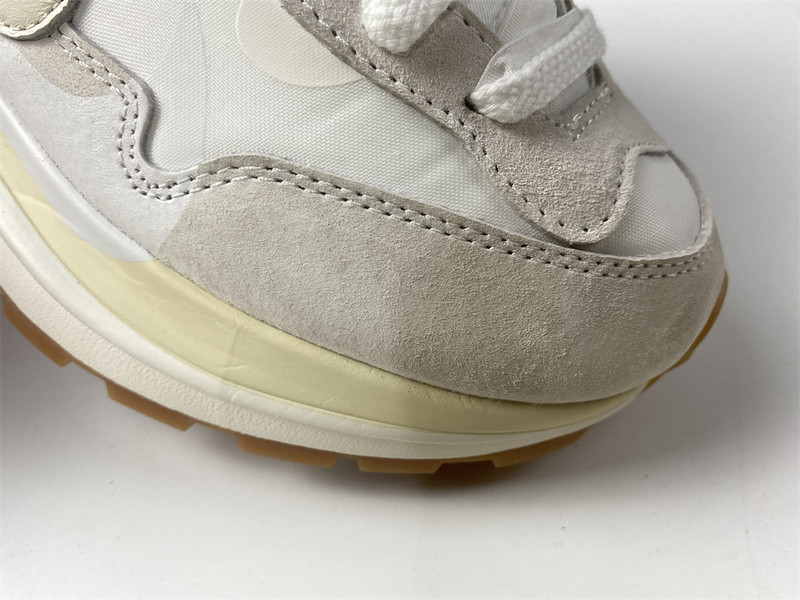 sacai x nike vaporwaffle 3.0 dd1875-100