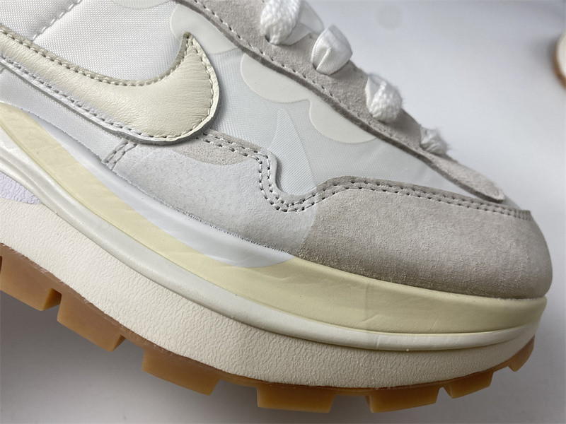 sacai x nike vaporwaffle 3.0 dd1875-100