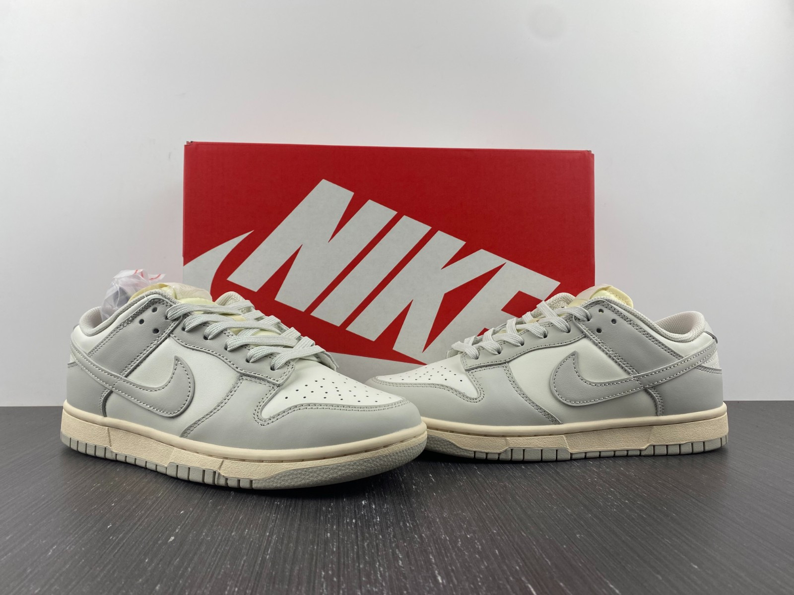 nike dunk low sail light bone (w) - dd1503-107