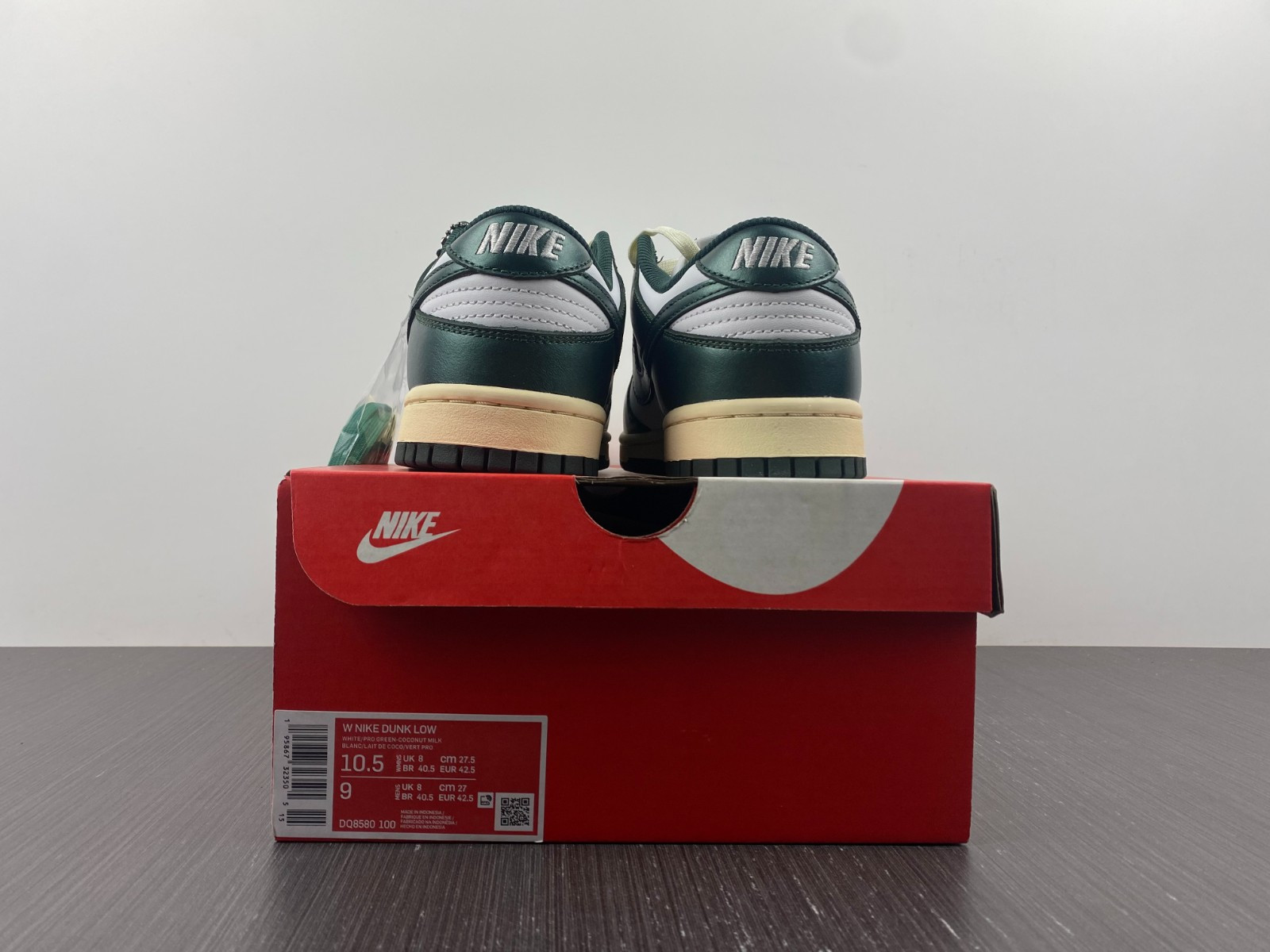 nike dunk low vintage green (w) - dq8580-100