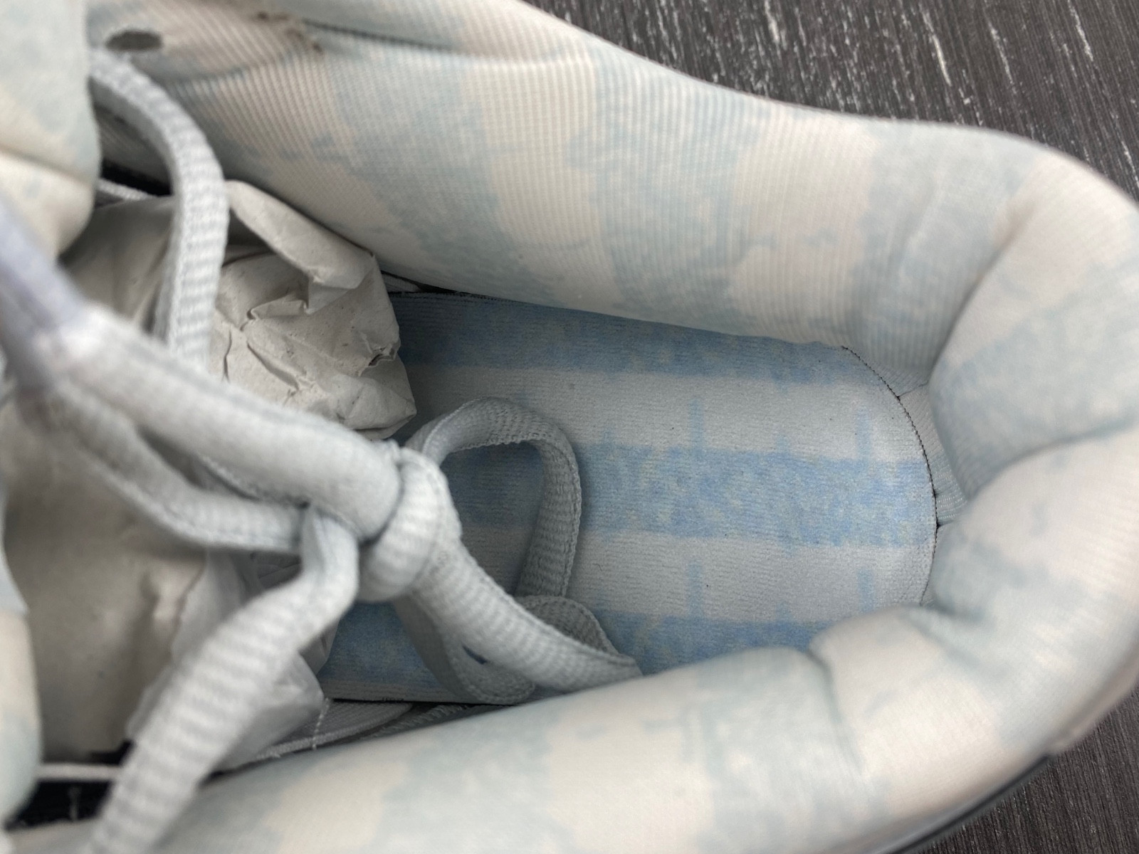 nike sb dunk low white lobster (friends and family) fd8776-100