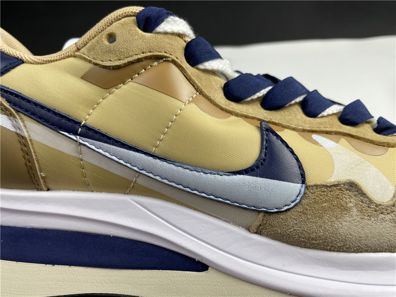 sacai x nike vaporwaffle 3.0 dd1875-200