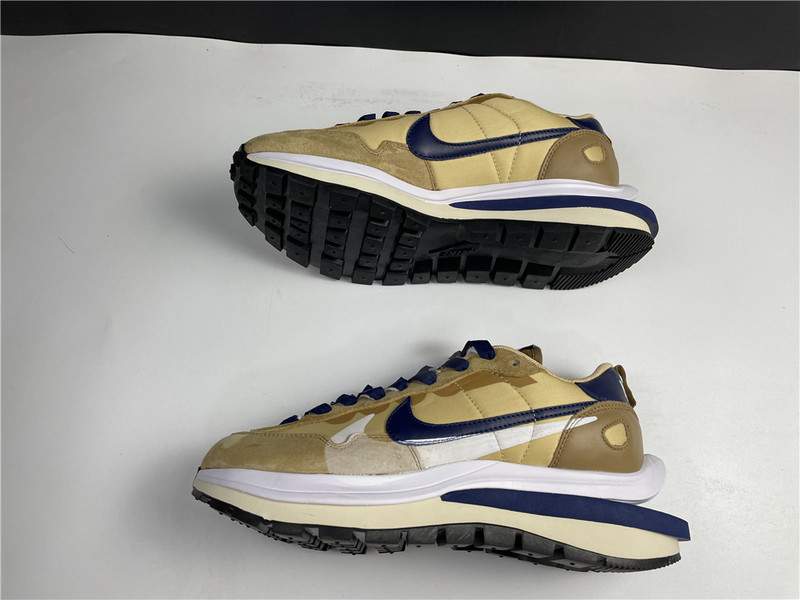 sacai x nike vaporwaffle 3.0 dd1875-200