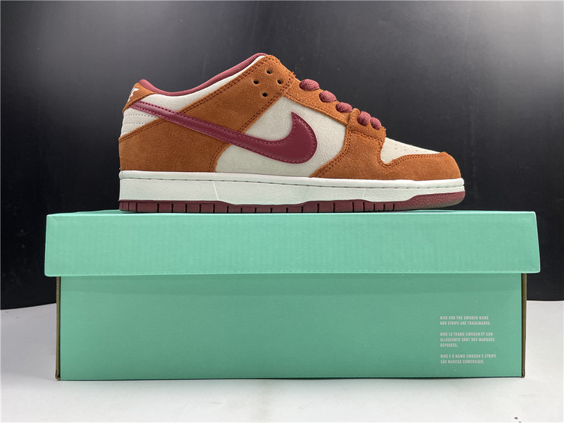 nike sb dunk low pro dark russet cedar - bq6817-202
