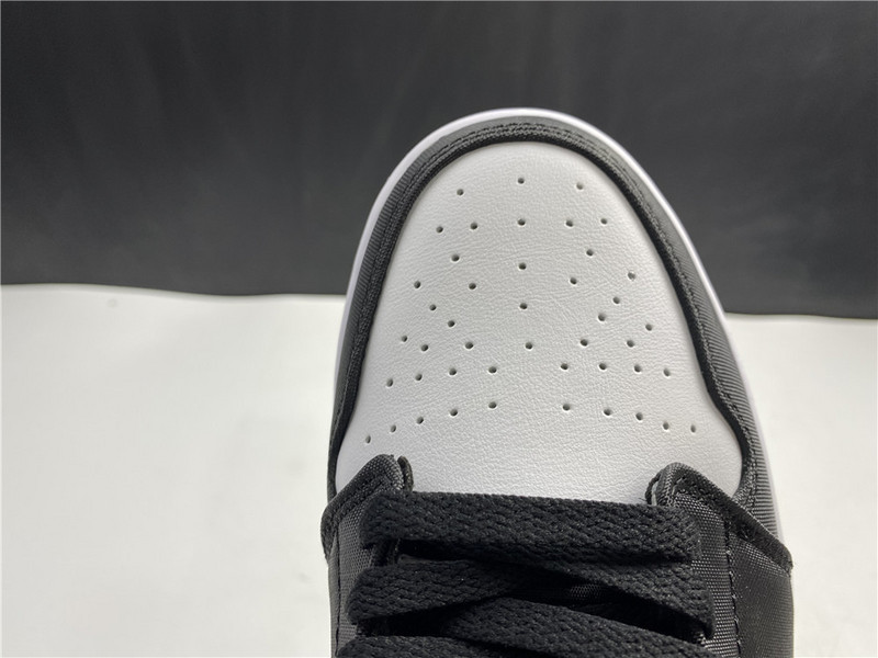 jordan 1 mid oakland - 852542-101