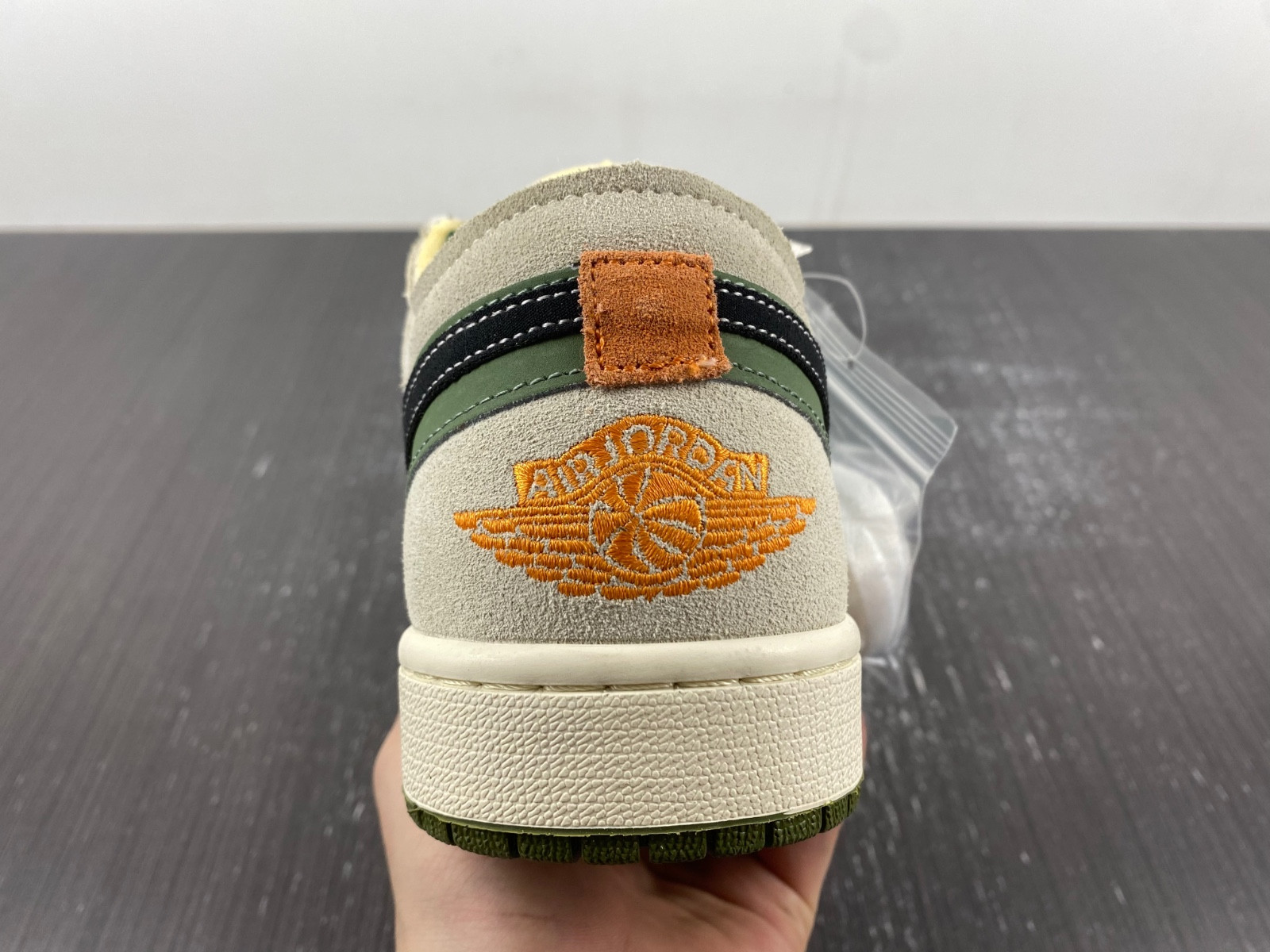 air jordan 1 low se craft "light olive" fd6819-300