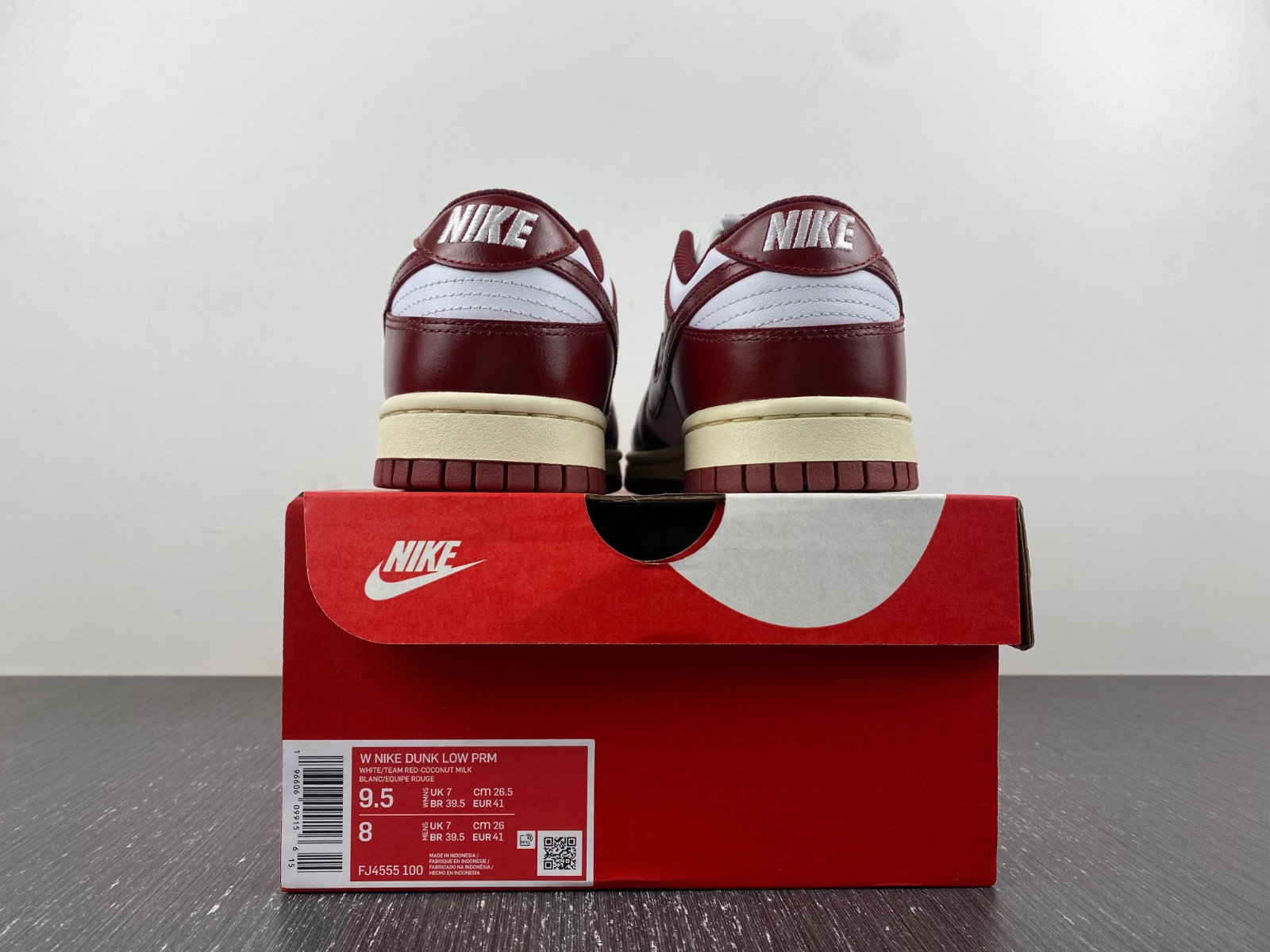 nike dunk low prm vintage team red (women