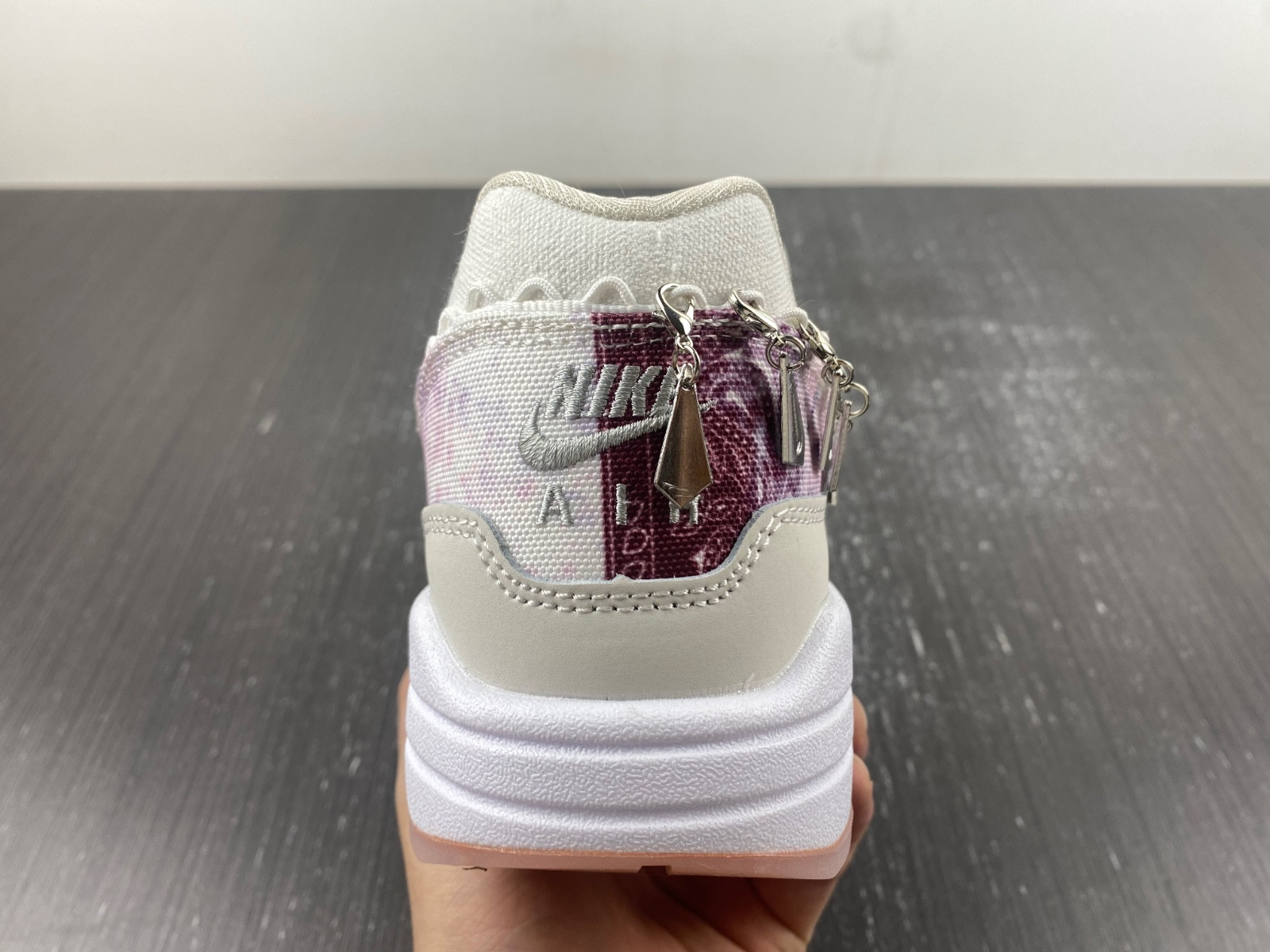 nike air max 1 metal charms fj7734-101